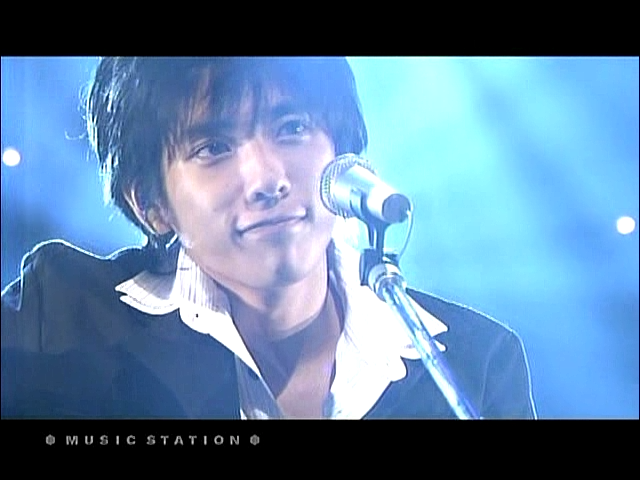 2004.08.13 Music Station - 아라시 瞳の中のGalaxy.avi_20250829_142851.986