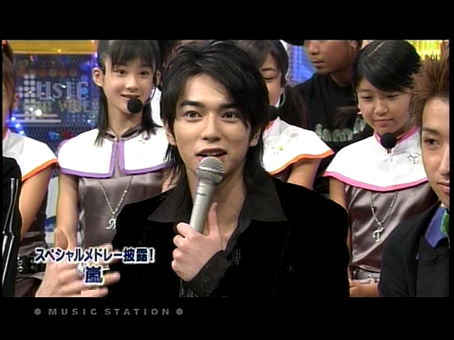 2004.08.27 Music Station - 아라시 瞳の中のGalaxy Hero.mpg_20250829_143345.966