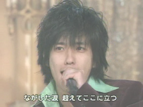 2004.12.01 FNS 가요제 2004 - 아라시, 각트.avi_20250901_072553.812