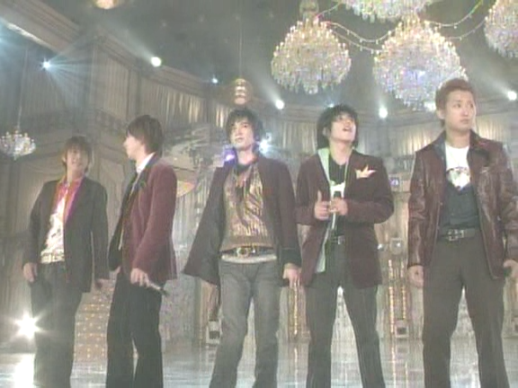 2004.12.01 FNS 가요제 2004 - 아라시, 각트.avi_20250901_072638.482