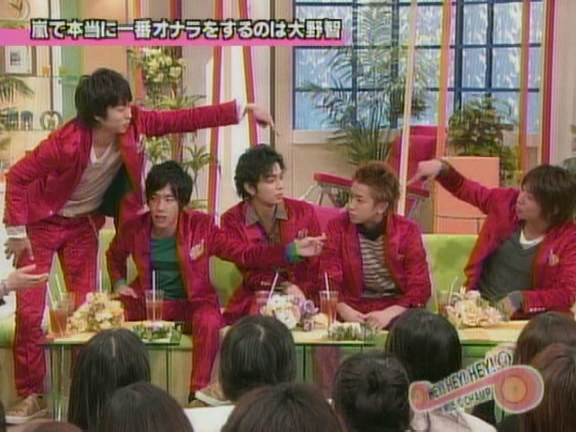 2005.11.14 HeyHeyHey - 아라시, 마음대로 이미지 정하기.avi_20251022_082027.453