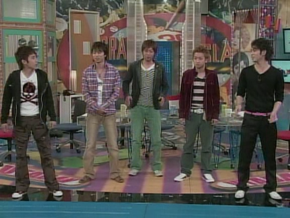 2005.11.17 UTABAN 아라시 젊음에 도전.avi_20251022_084043.395