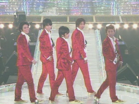 2005.12.23 Music Station - 嵐(아라시), トンガリキッズ.avi_20251022_104011.990